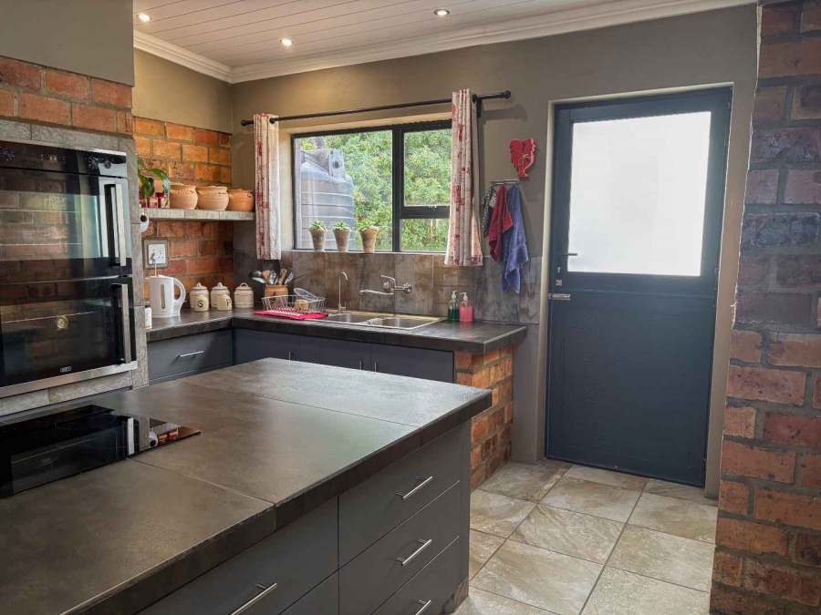 3 Bedroom Property for Sale in Stilbaai Wes Western Cape